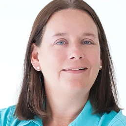 linda-toth-cxvg